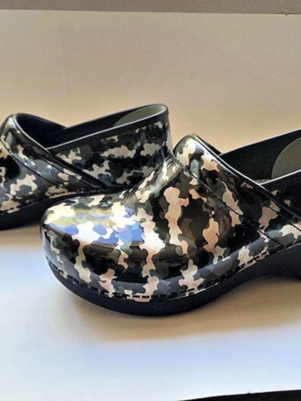Dansko XP 2.0 Camo Patent Clogs